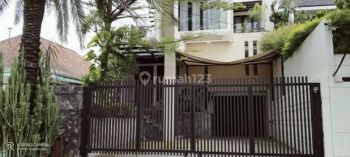 Disewakan Rumah Siap Huni Lokasi Strategis di Menteng Jakpus