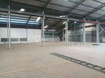 Sewa Gudang Pulo Gadung Jakarta Timur Strategis 1674m2