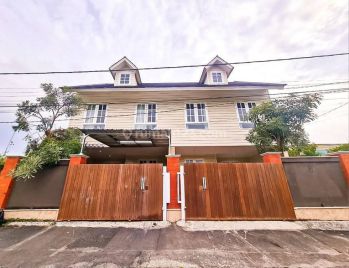 American Style House di Renon , Denpasar,