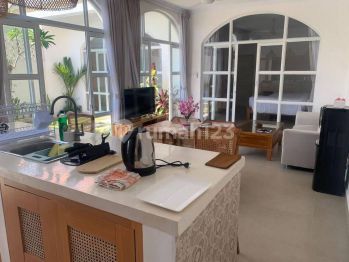 FOR RENT MODERN VILLA NEAR MUNGGU BEACH