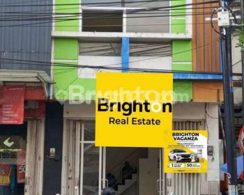 Ruko 3 Lantai Poros Jalan Cocok Untuk Usaha atau Kantor Dekat Kampus2 Ternama
