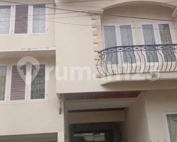 Di jual Rumah di Pejaten Jakarta