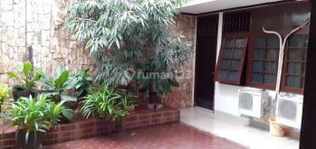 Dijual Rumah Kelapa Puyuh 2 Lantai, Siap Huni