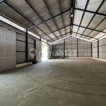 SEWA STRATEGIS Gudang dan Mess di Masaran Karangmalang Sragen Solo