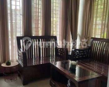Dijual Rumah 2 Lantai Furnish di Graha Bunga Bintaro