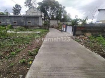 Utara Sd Budi Mulia Tajem, Luas 279m2, Lingkungan Kost