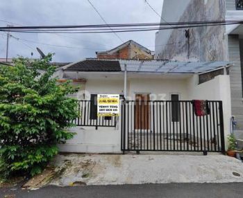 Rumah Mungil di Area Tidar Bawah