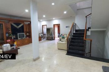 Ruko Tiga Lantai Di Mainroad Mekar Wangi Automatic Gate