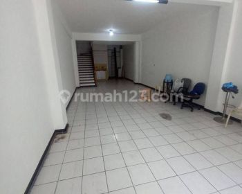 Sewa Ruko di Kalipah Apo Mainroad Strategis Sudah Renovasi