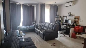 Apartemen LLOYD Alam Sutera 2 Kamar Tidur Bagus Semi Furnished