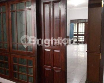 KAN RUMAH BESAR DI TEGALSARI SEMARANG