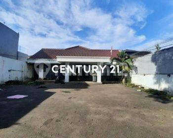 Gedung Lama Di Cipete Raya Jakarta Selatan