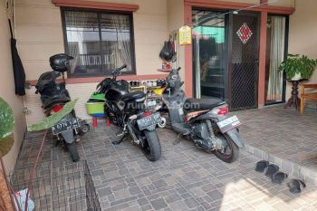 Rumah di Griya Permata SHM & Bagus;   2KM dari Green Lake City Bagus