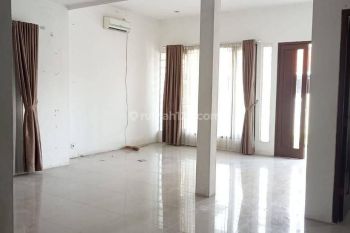 Rumah dicireundeu 2 lantai