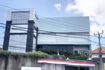Gedung kantor di jln mahendradata Denpasar SHM