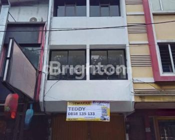 RUKO STRATEGIS DI BOULEVARD RAYA KELAPA GADING