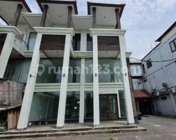 Ruko strategis parkir Luas Bypass Ngurah Rai Sanur Denpasar Bali