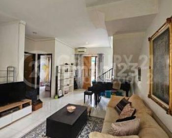 11755 - Rumah cantik ada backyard discovery shm siap huni