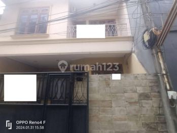 Dijual Rumah Sunter Unit Unit Bagus Kosongan 2 Lantai