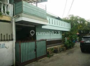 Rumah Posisi Hook di Kelapa Gading Permai Jakarta Utara