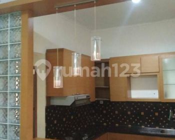 Dijual disewakan Rumah Mekarwangi 

Luas