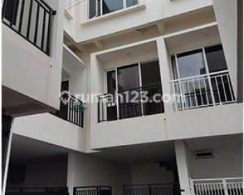 Rumah Bagus di Sewakan Cluster One Gate System di Jakarta Pusat