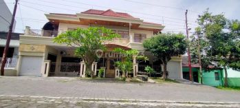 Rumah mewah dekat kampus Unimus  Semarang Timur