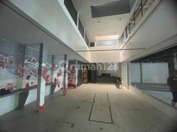 Ruang Usaha Strategis Jl Kaliurang Km 5 Dekat Ugm Yogyakarta