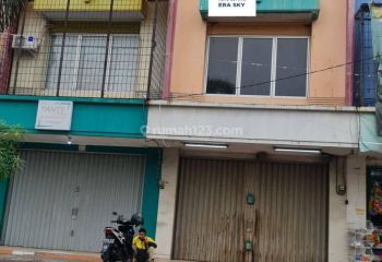 Disewakan Ruko Siap Pakai Lokasi Ramai Strategis di Harapan Indah