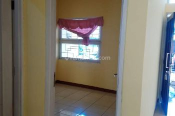 Rumah Disewakan di Kota Baru Parahyangan