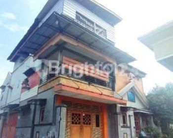 rumah 3lantai dekat Pengadilan Agama Kabupaten Kediri