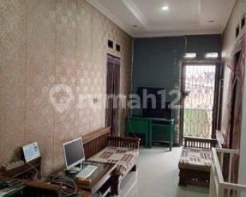 DIJUAL RUMAH NAGUS 2 LANTAI, BARU DI RENOVASI