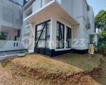 thumbnail-rumah-2-lantai-bagus-di-bintaro-jaya-sektor-7-tangerang-selatan-6