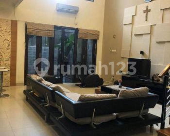 Rumah Cantik Full Furnished Singgasana Pradana Mekar Wangi