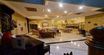 Di jual rumah mewah pik lt 804 mtr huk lt marmer rapi bagus siap huni