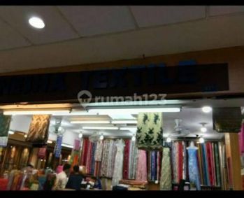 Stand Jembatan Merah Plaza Rajawali Surabaya Murah ( VIN.A006 )