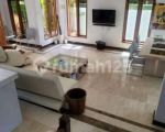 thumbnail-villa-luxury-32-are-dijual-lantai-2-furnishe-umalas-4