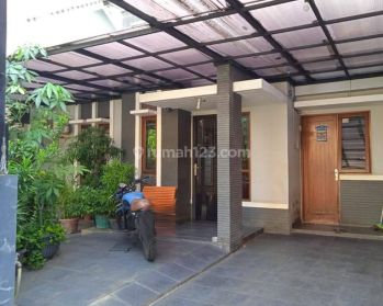 Rumah SHM turun harga siap huni terawat di BSD sektor 1.4