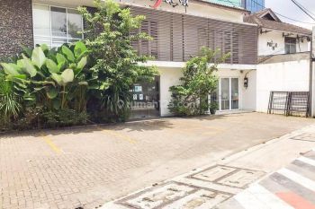 Dijual Tempat Usaha Strategis di Dekat Kampus Ui Depok