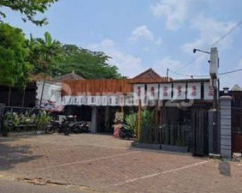 RUMAH KOMERSIAL  DI PUSAT KULINER KAWI , MALANG