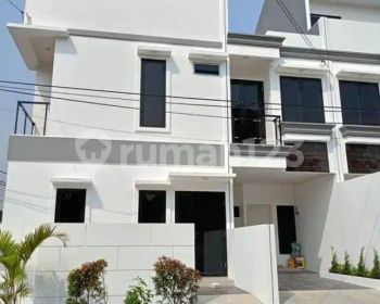 Rumah Mewah Di Dekat Arcici Cempaka Putih Barat 26