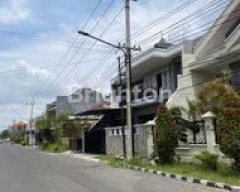 Rumah 2Lantai Surabaya Timur