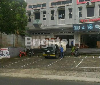 RUKO 2 LANTAI PINGGIR JL. NAKULA SADEWA SALATIGA