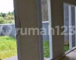 thumbnail-rumah-2-lantai-candi-golf-semarang-6