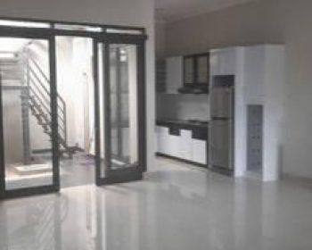 Disewakan Rumah Di Mekar Wangi Singgasana Siap Huni