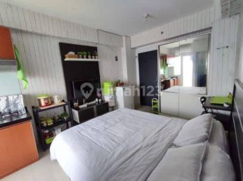 Apartemen Green Pramuka