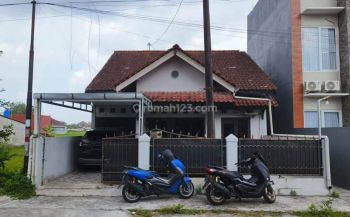 Lahan Strategis Bonus 2 Rumah Tinggal + Sawah Area Maguwo,seturan