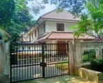 thumbnail-rumah-asri-dijual-cepat-di-kebayoran-baru-12