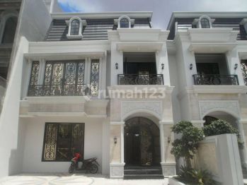 Rumah Baru Moderen Style 2 Lantai Baru Dalam Cluster kebagusan