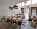 thumbnail-rumah-2-lantai-plus-rooftop-di-cigadung-desain-lux-minimalis-bergaya-jepang-4